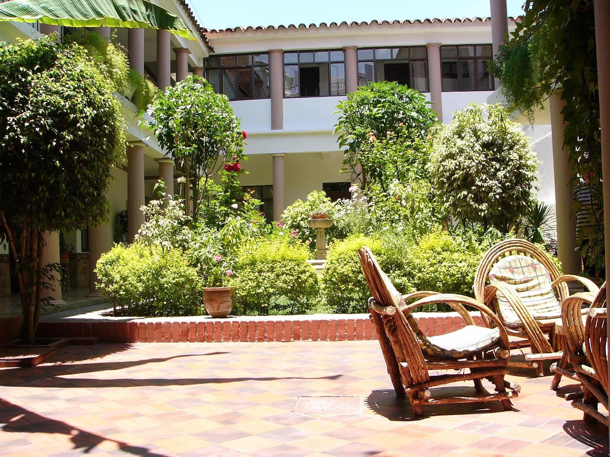 Hotel Independencia Sucre Eksteriør billede
